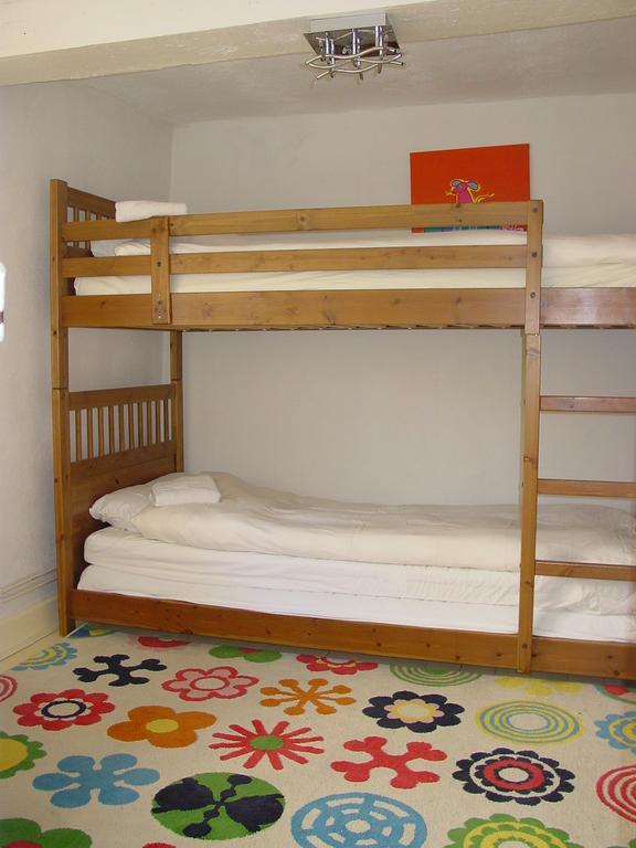 Robert'S Bed & Breakfast Helmarshausen Bagian luar foto