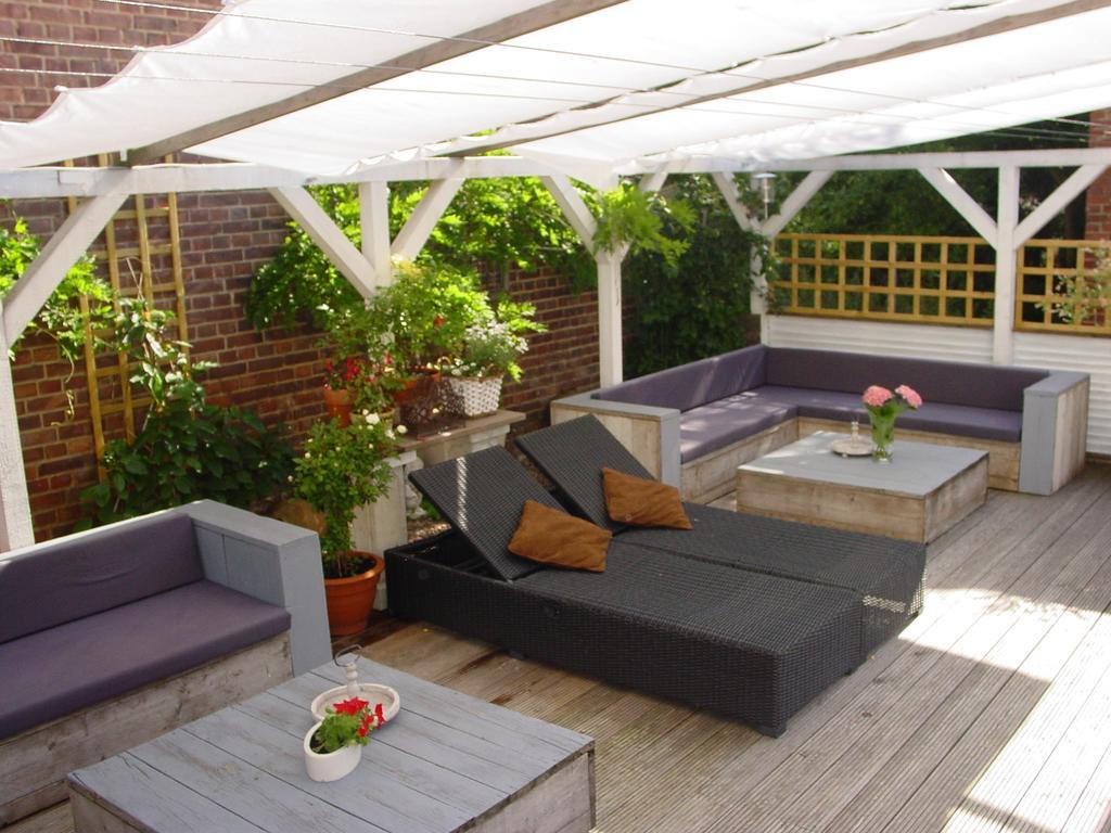 Robert'S Bed & Breakfast Helmarshausen Bagian luar foto