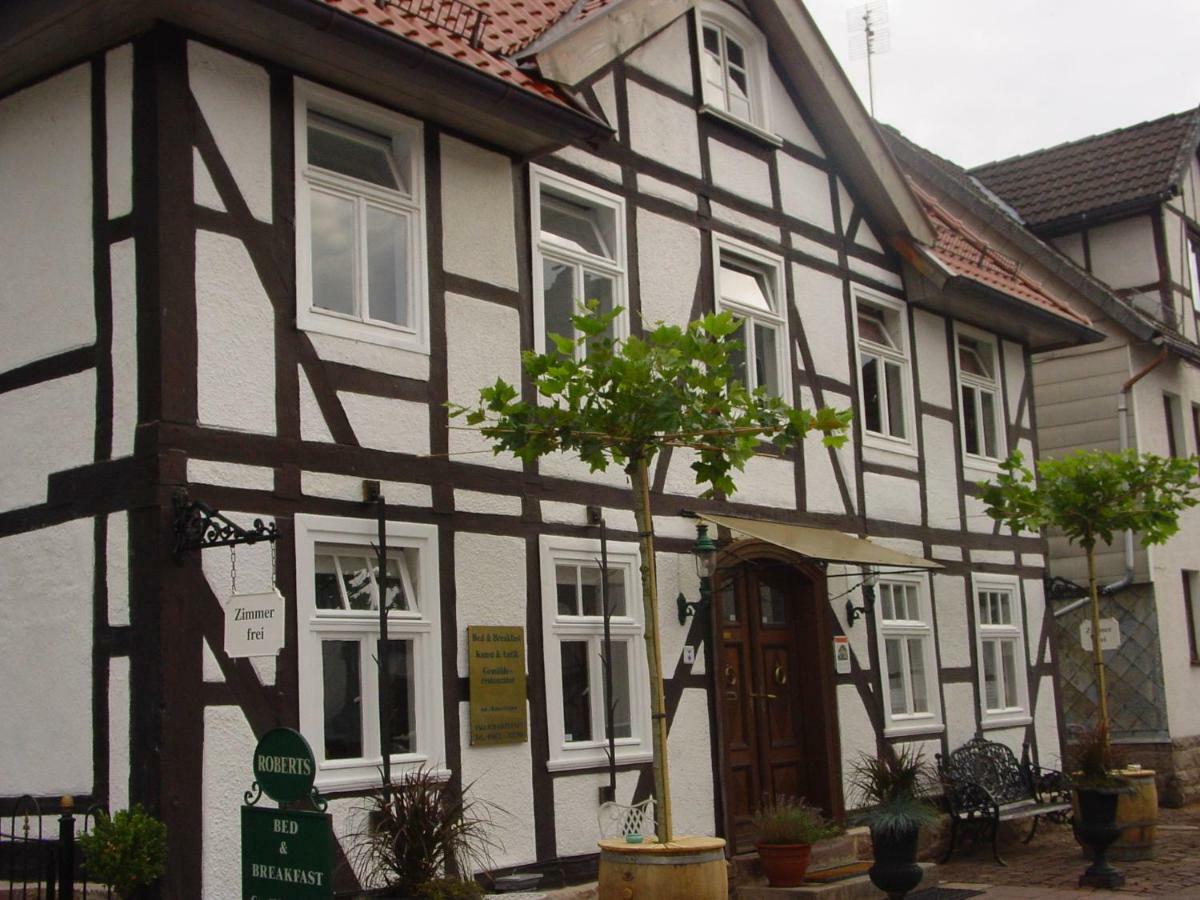 Robert'S Bed & Breakfast Helmarshausen Bagian luar foto
